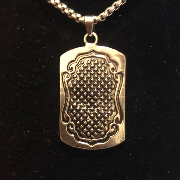 Pendant Necklace & Charm - Picture 5 of 5